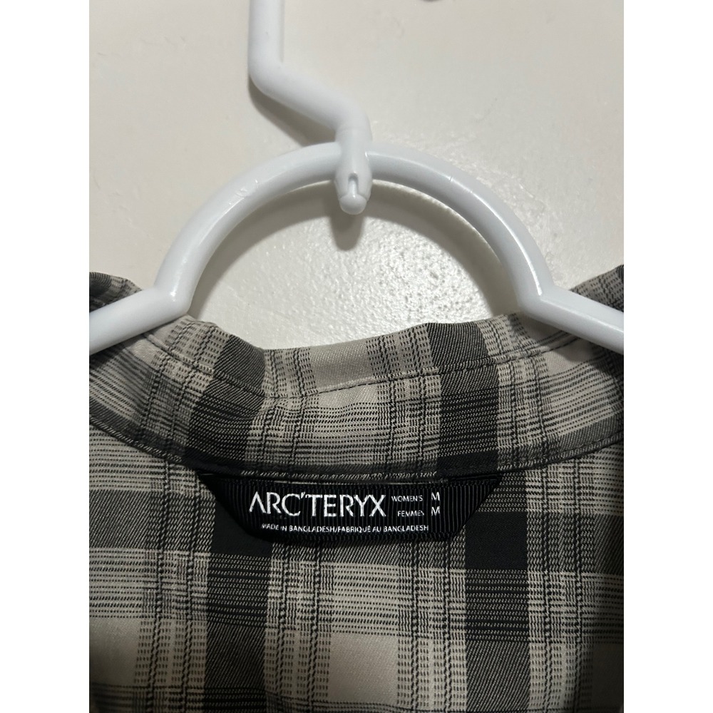 Arcteryx Womens Plaid Button Down Shirt Grey Black Long Sleeve Size M - Picture 3 of 7